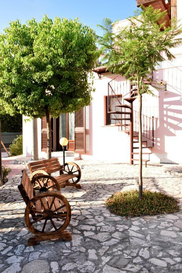 B&B Villa Anastasia Club Mesagne Eksteriør bilde